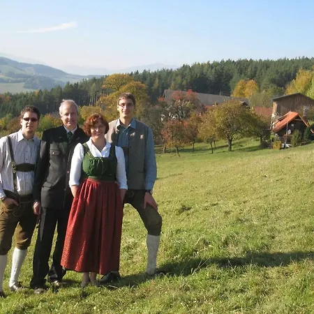 Wachahof Farm stay *